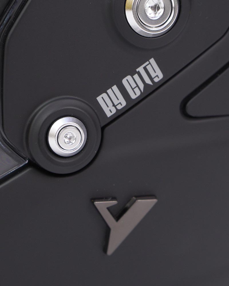 Rider 06 in Matt Black