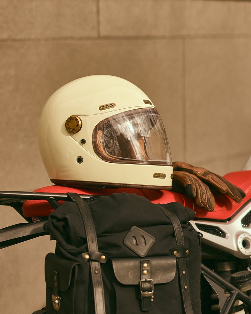 By City Roadster III Helmet in Cream