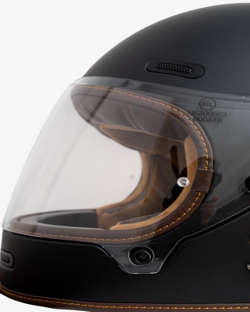 By City Roadster III Helmet in Matt Black